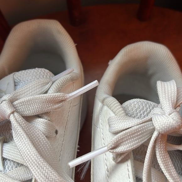 PUMA Children's Caven Jr White Sneaker Size 2C - Picture 11 of 12